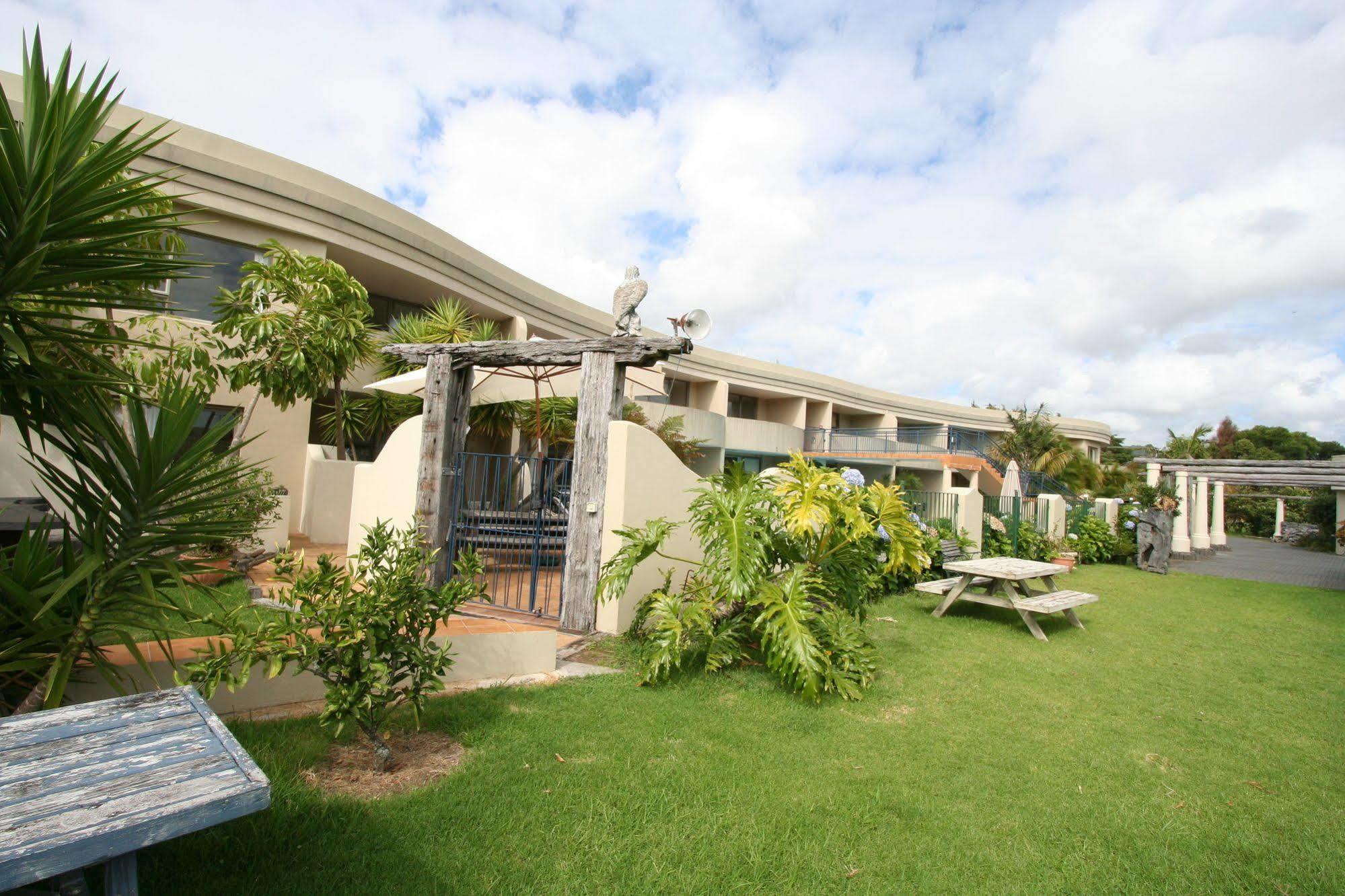 Breakers Motel Whangamata Exterior photo
